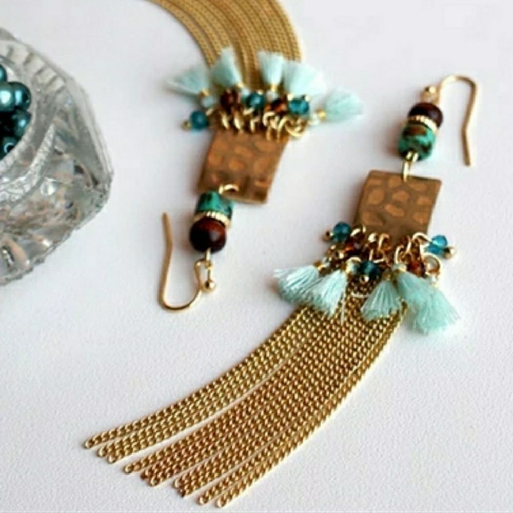 Artisan Crafted 14K Gold Chain Fringe and  Howlite Dangle Earrings